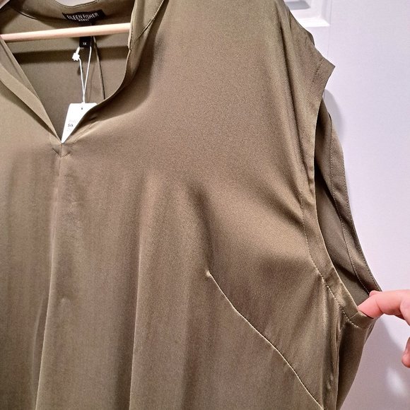 Eileen Fisher Sand-Washed Silk Charmeuse Mandarin-Collar Tunic Olive Size 1X - Picture 3 of 12
